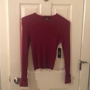 Magenta ribbed lulus shirt